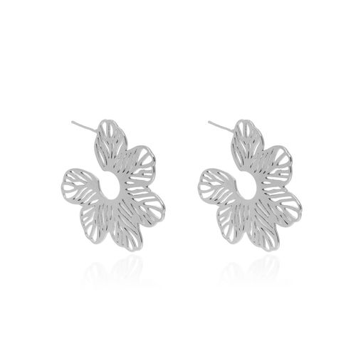 Brinco Metade Flor Riscos Vazados